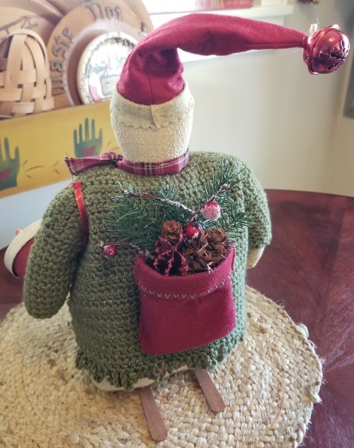 Snowshoe Snowman (Green Sweater) 