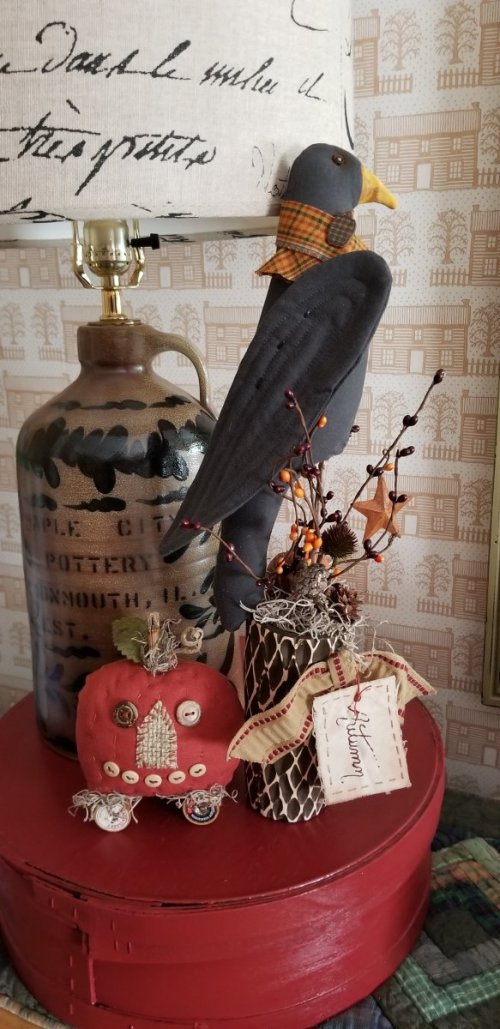 Brown Bark Pottery Tumbler with Crow