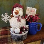 I LOVE Flakes, snowman on round container (Green Hat)